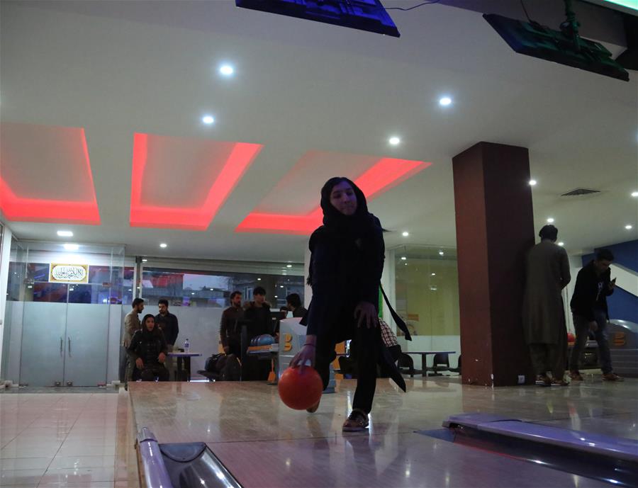 (SP)AFGHANISTAN-KABUL-BOWLING CLUB-WOMEN