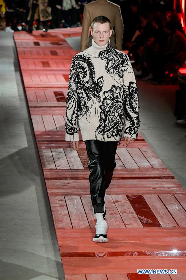 FRANCE-PARIS-MEN'S FASHION WEEK-ALEXANDER MCQUEEN