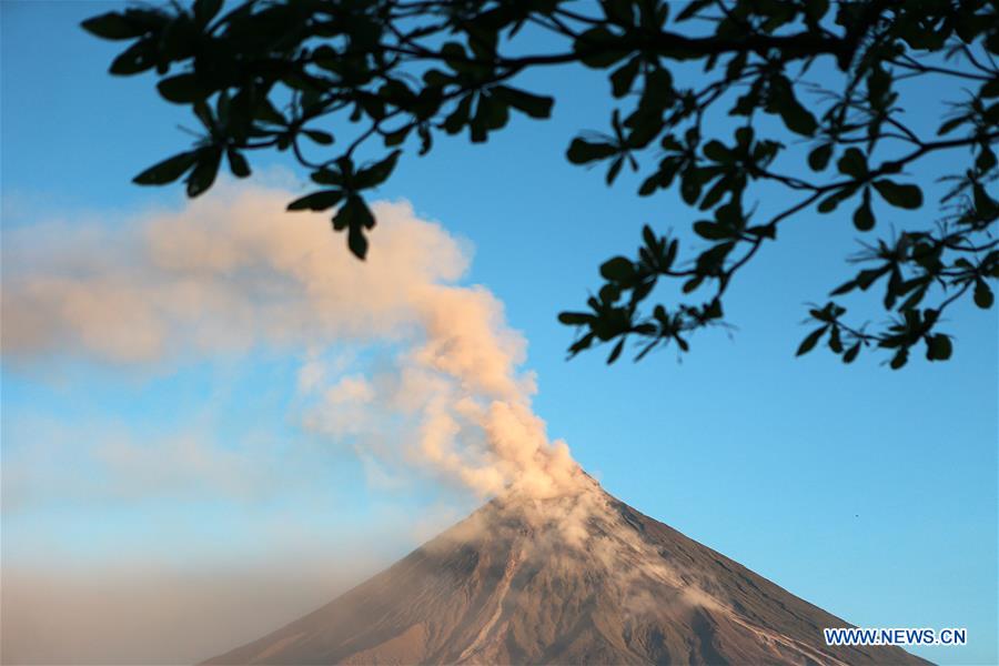 THE PHILIPPINES-ALBAY-MAYON VOLCANO-ERUPTION