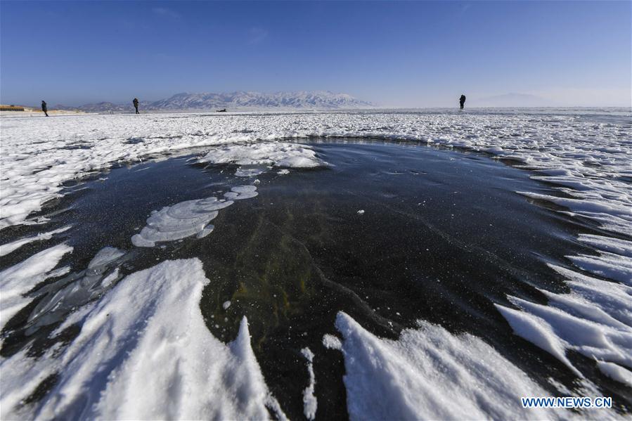 CHINA-XINJIANG-SAYRAM LAKE-WINTER SCENERY (CN)