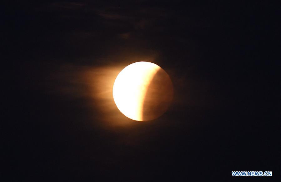 U.S.-SAN FRANCISCO-LUNAR ECLIPSE