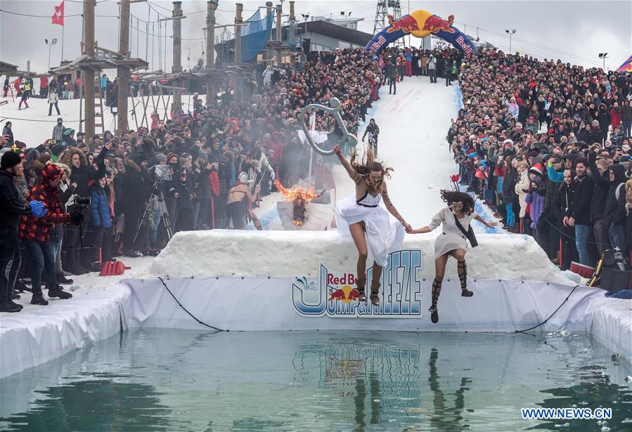 (SP)LITHUANIA-VILNIUS-JUMP AND FREEZE