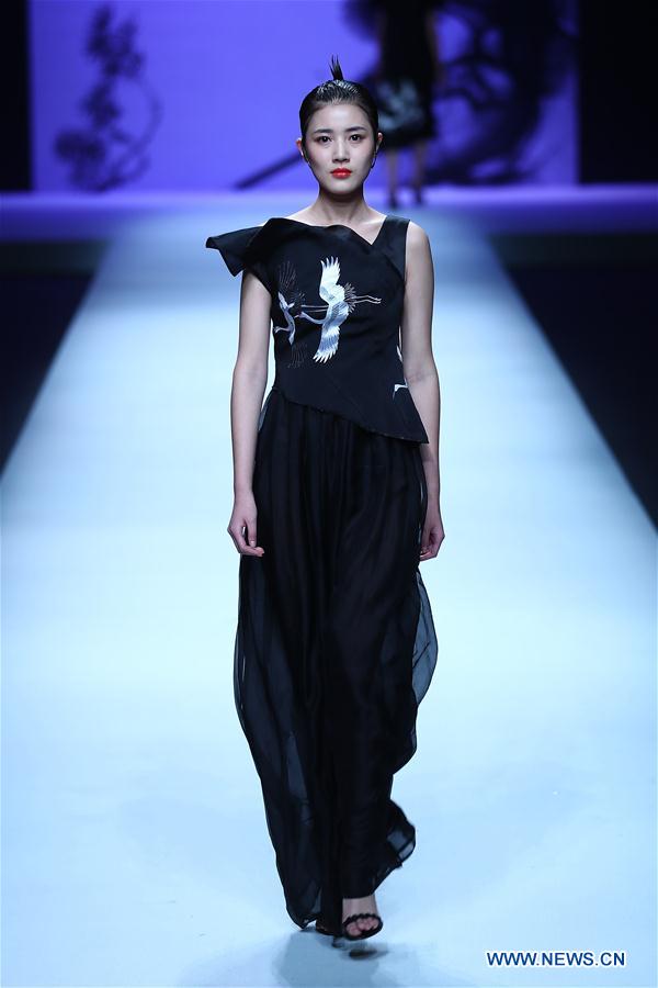 CHINA-BEIJING-FASHION WEEK-HAO WEIMIN (CN)