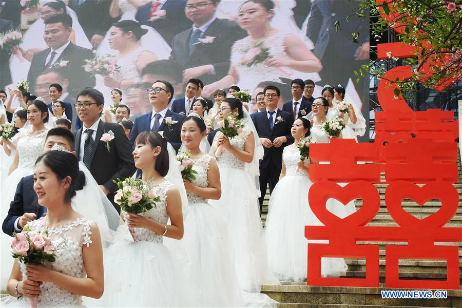 #CHINA-HANGZHOU-GROUP WEDDING CEREMONY (CN)