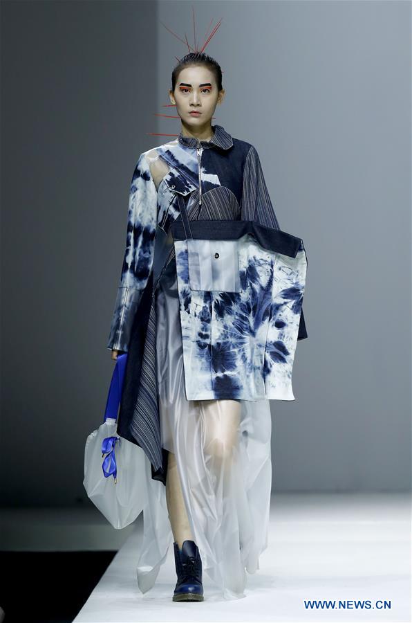 CHINA-BEIJING-GRADUATE FASHION WEEK (CN)