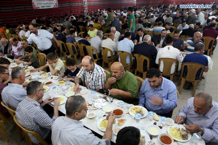 MIDEAST-HEBRON-RAMADAN