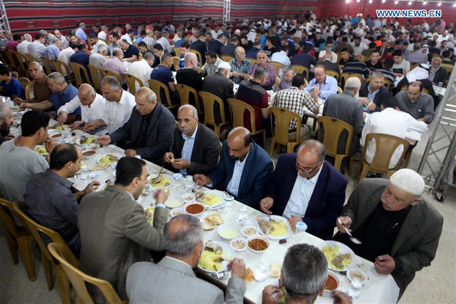 MIDEAST-HEBRON-RAMADAN