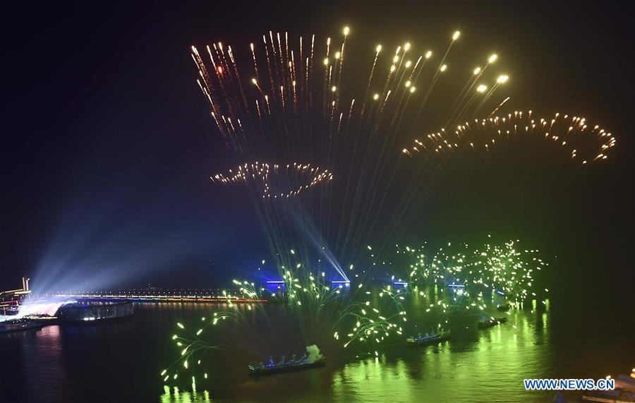 (SCO SUMMIT) CHINA-QINGDAO-SCO-LIGHTS-FIREWORKS-SHOW (CN)