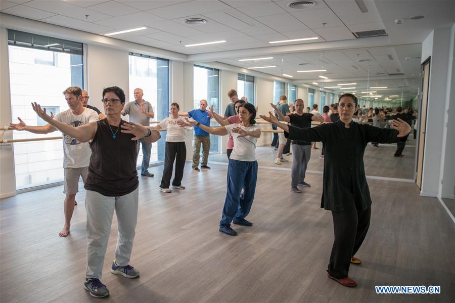 ISRAEL-TEL AVIV-TAI CHI