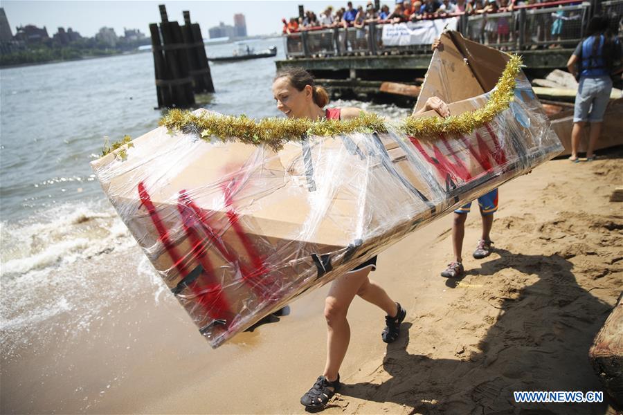 U.S.-NEW YORK-CITY OF WATER DAY-CARDBOARD BOAT