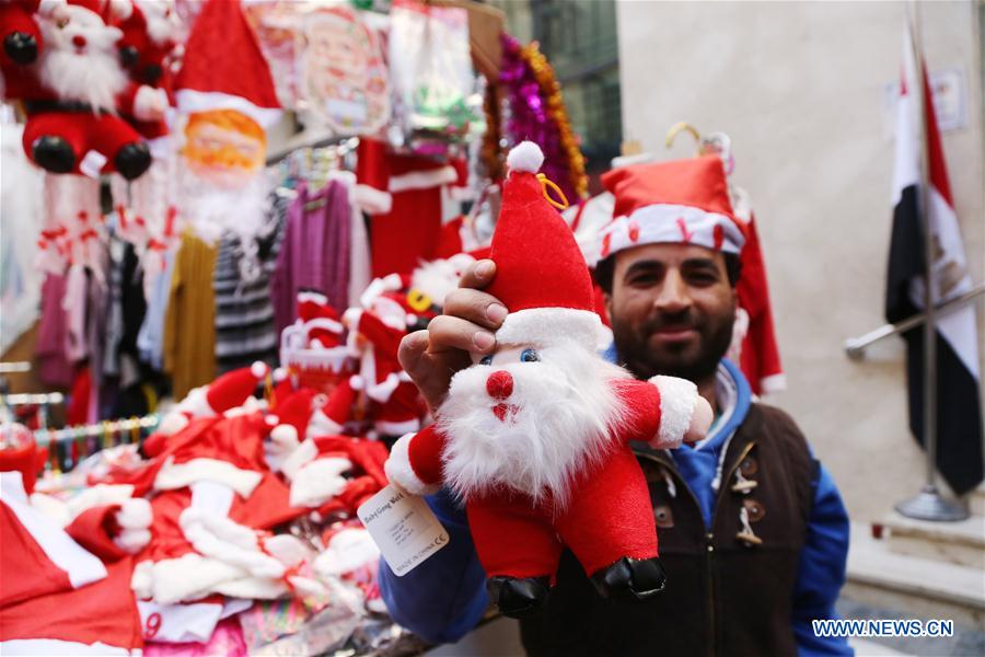 EGYPT-CAIRO-CHRISTMAS-MARKET