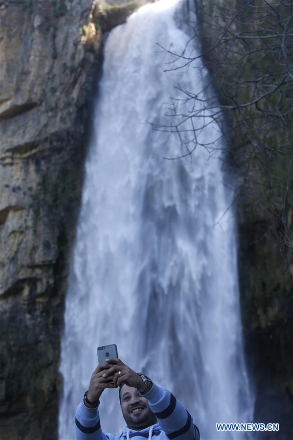 LEBANON-JEZZINE-WATERFALL