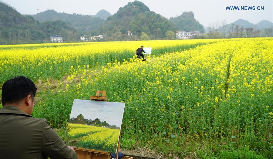 CHINA-JIANGXI-RAPESEED FIELDS (CN)