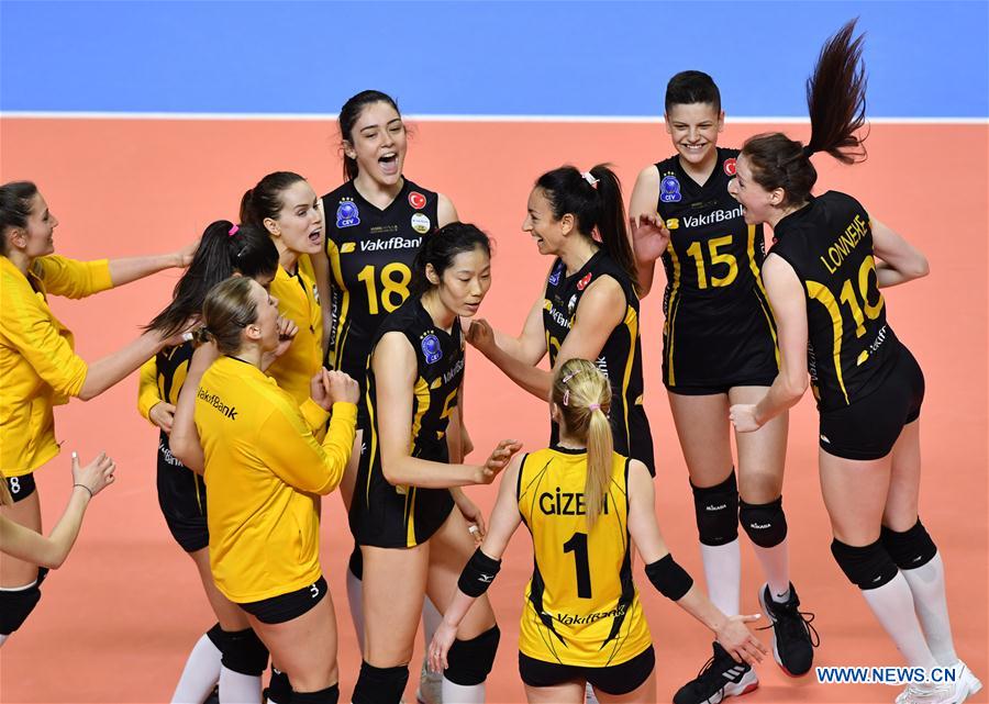 (SP)TURKEY-ISTANBUL-VOLLEYBALL-TURKISH WOMEN LEAGUE-VAKIFBANK VS FENERBAHCE