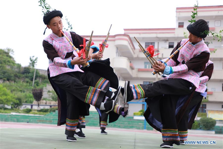 XINHUA PHOTOS OF THE DAY