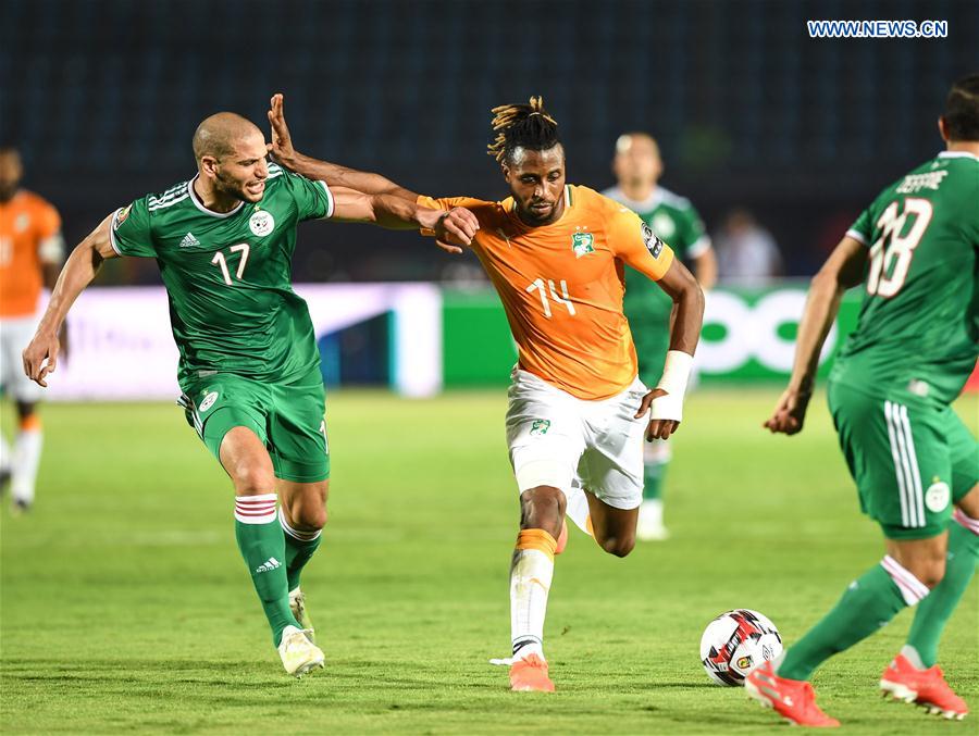 (SP)EGYPT-SUEZ-SOCCER-AFRICA CUP-QUARTERFANAL-ALGERIA VS COTE D'IVOIRE