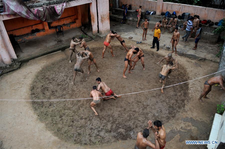 (SP)KASHMIR-JAMMU-TRADITIONAL WRESTLING