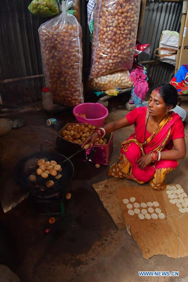 INDIA-AGARTALA-STREET FOOD-PANIPURI