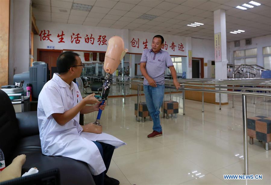 CHINA-JIANGXI-PROSTHESIS-TECHNICIAN (CN)