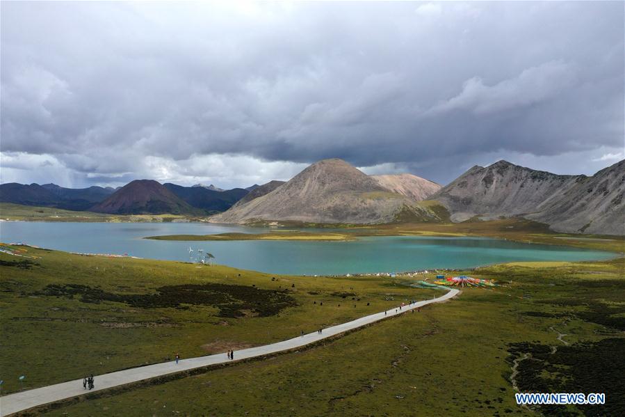 CHINA-TIBET-LHASA-SI CHEN LHASA TSO LAKE-SCENERY (CN)