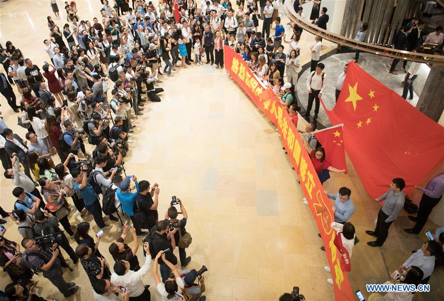 CHINA-HONG KONG-PATRIOTIC FLASH MOB (CN)