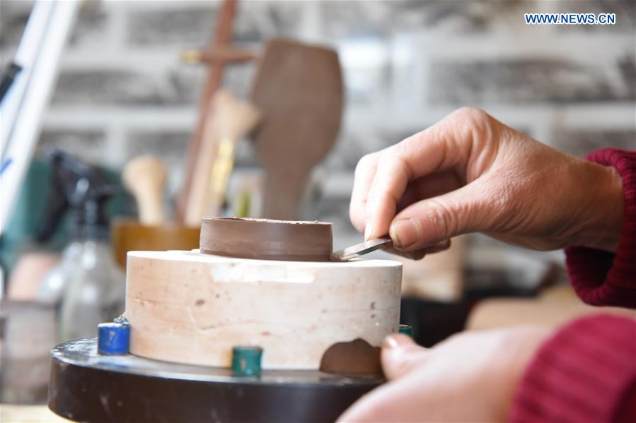 CHINA-HEILONGJIANG-YIAN-POTTERY ARTISTS (CN)