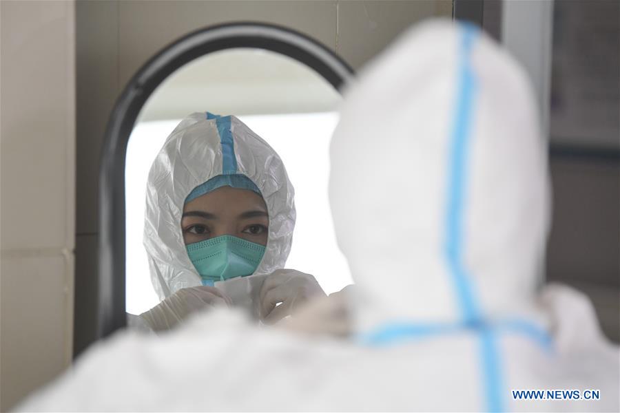 CHINA-CHONGQING-CORONAVIRUS FIGHT-FEMALE DOCTOR (CN)