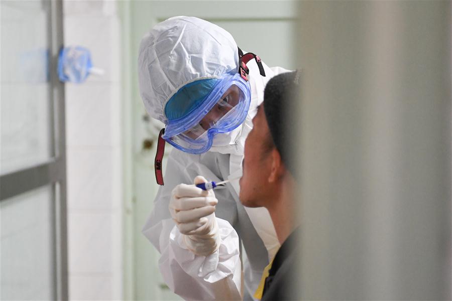 (FOCUS) CHINA-HUNAN-MALE NURSE-NOVEL CORONAVIRUS-EPIDEMIC (CN)