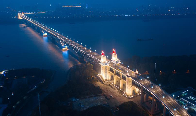 Night view of Nanjing Yangtze River Bridge after renovation