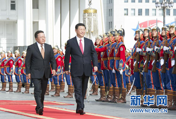 8月21日，国家主席习近平在乌兰巴托同蒙古国总统额勒贝格道尔吉举行会谈?；崽盖埃罾毡锤竦蓝诠夜肮愠∥敖骄傩新≈鼗队鞘?。新华社记者 黄敬文 摄